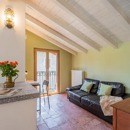 Lejlighed Abbazia Acqua Dolce -with Stunning Terrace By Rent Lenno